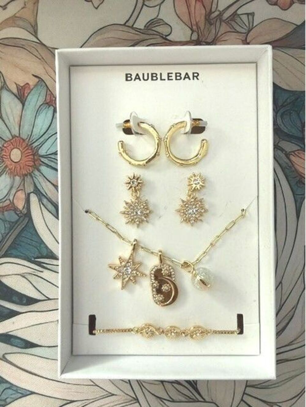 NEW Baublebar jewlery box set from Nordstrom in gift box gold colored